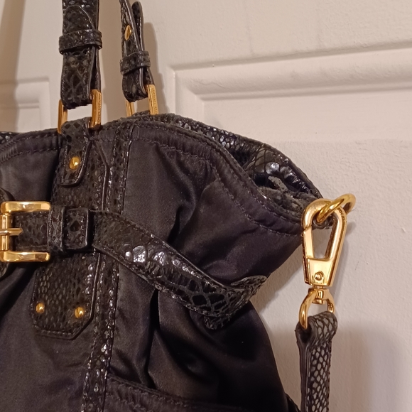 Micheal Kors Kempton Nylon and Leather Trim Shoulder Bag Tote - Picture 6 of 12